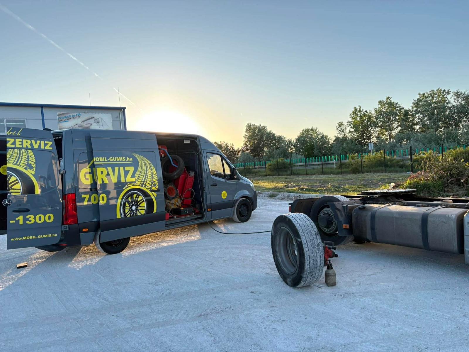 Mobilgumis Isztimér Székesfehérvár
